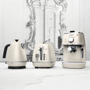 Delonghi Distinta Eci341.W Espressokeitin Valkoinen